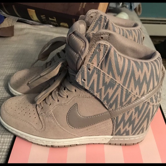 ♥️ SOLD ♥️ Nike Dunk Sky Hi Wedge sneakers - Picture 1 of 3